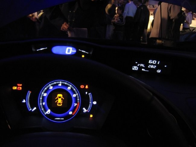 Uradna predstavitev CIVIC 8.generacije - foto povečava