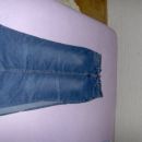 Jeans dolgo krilo,parkrat nošeno,vel28,cena:1500 sit