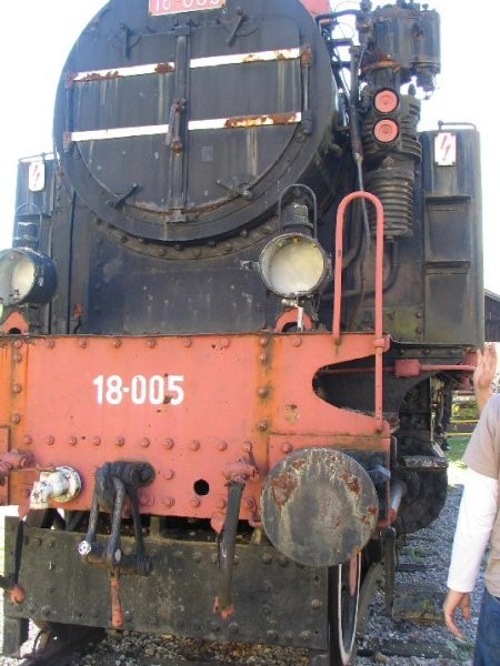 Lokomotiva 18-005 - foto povečava