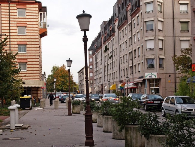 Tečaj Pikassa april - foto povečava