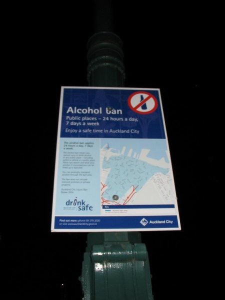 Alkohol je očitno prepovedan