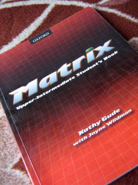 Matrix, učbenik, zelo lepo ohranjen, par nalog rešenih s svinčnikom, 12€