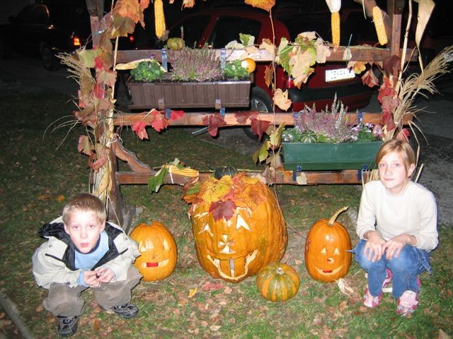 Noč čarovnic 2006 - mladi - foto povečava