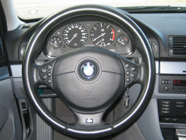 BMW 525dA - foto