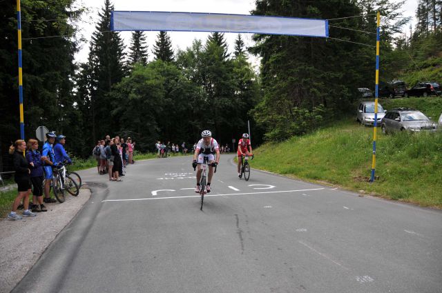 17.kolesarski vzpon na Sleme (na cilju) - foto