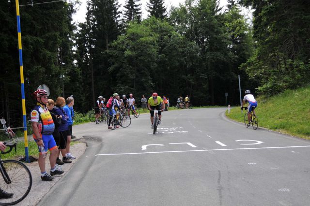 17.kolesarski vzpon na Sleme (na cilju) - foto