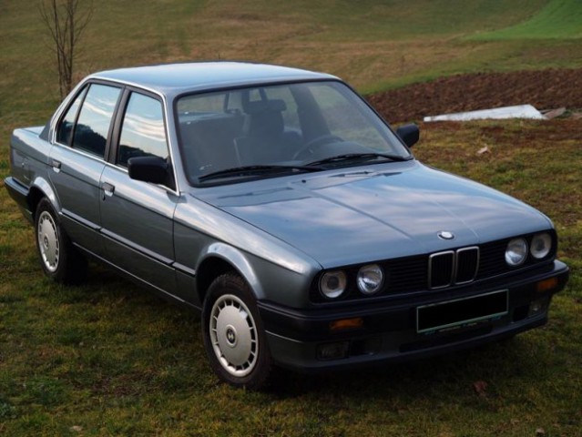 BMW E30 316 - foto