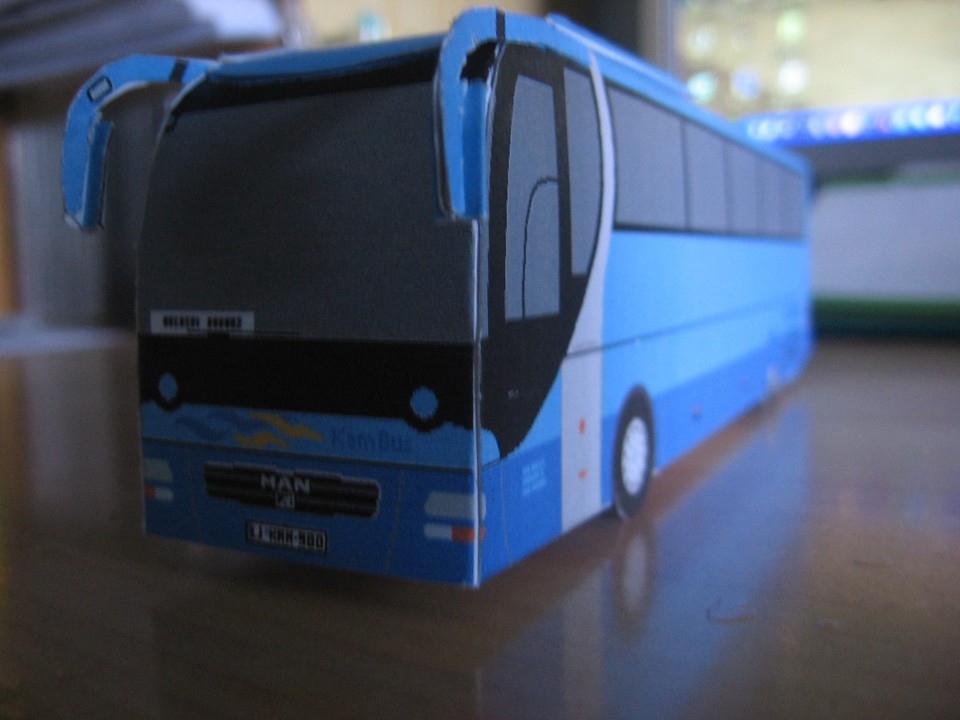 Avtobus-igrača - foto povečava