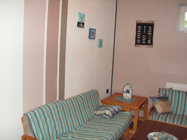 Moževa soba namenjena taroku s prijatelji