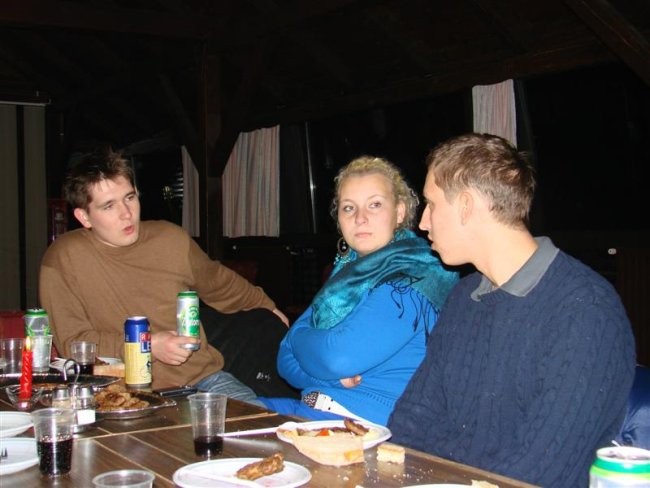 Da...mhm...ja...aja?...aaa?...ne ...ja svaka cast