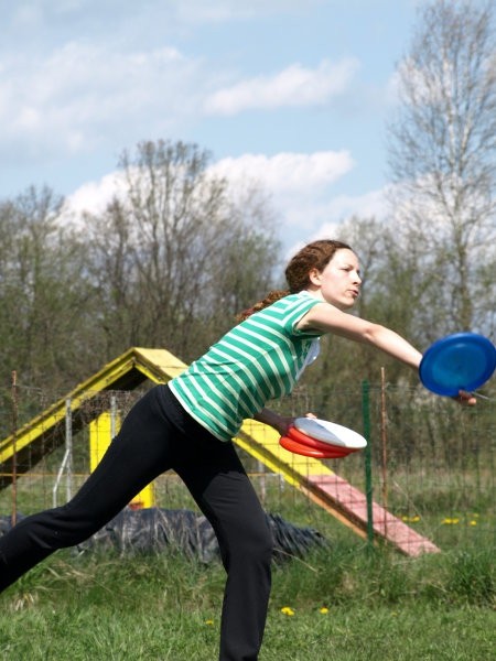 Frisbee seminar-Barje 20.4.2oo8 - foto povečava