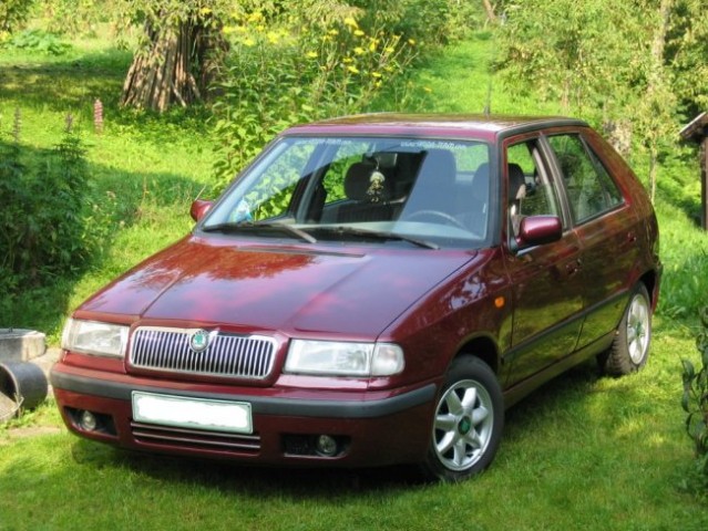 Škoda - foto