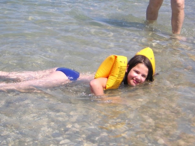24.6.2006 – na prvi dan počitnic smo peljali otroke na morje v Koper. 