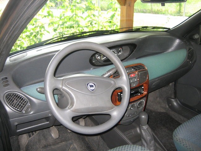 LANCIA Y 1.2 16V 63kW letnik 1997 - foto povečava