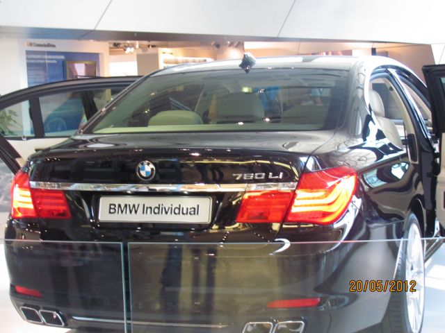BMW Welt 20.5.2012 - foto