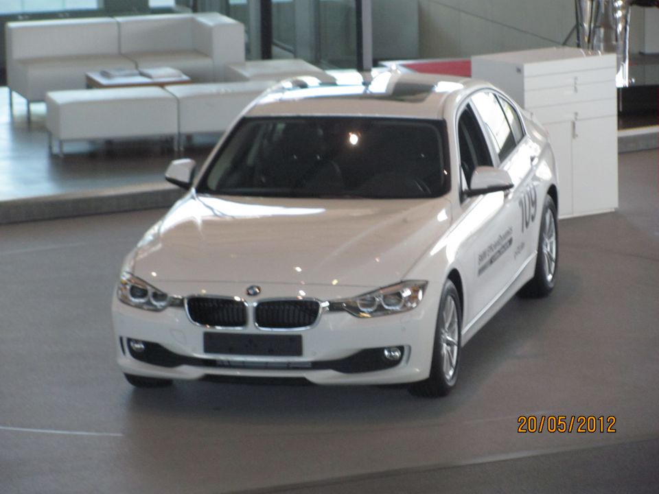BMW Welt 20.5.2012 - foto povečava