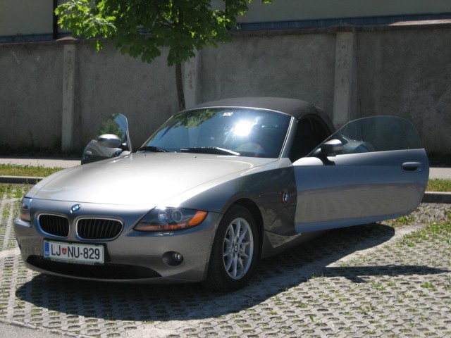 BMW Z4 2.5i - foto