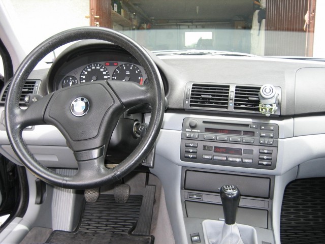 BMW E46 318i - foto
