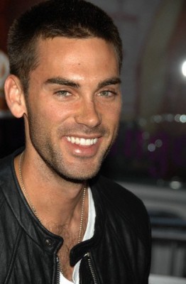 Drew Fuller - foto povečava