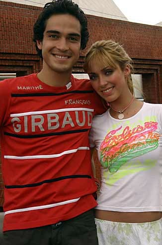 Anahi y poncho-mia y miguel - foto povečava