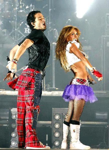 Anahi y poncho-mia y miguel - foto