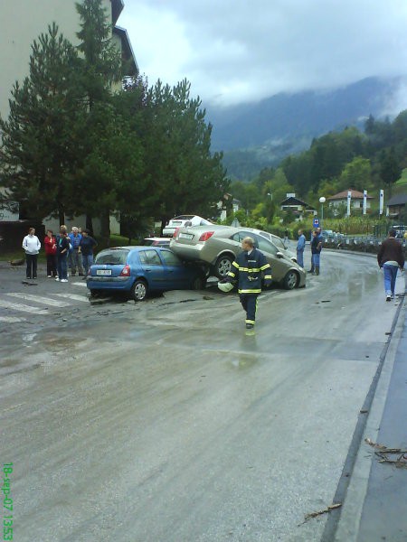 Poplava v Cerknem - foto